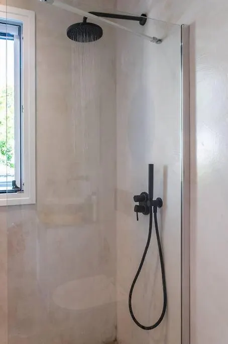 Av Suites Lakíthra Tatil Evi