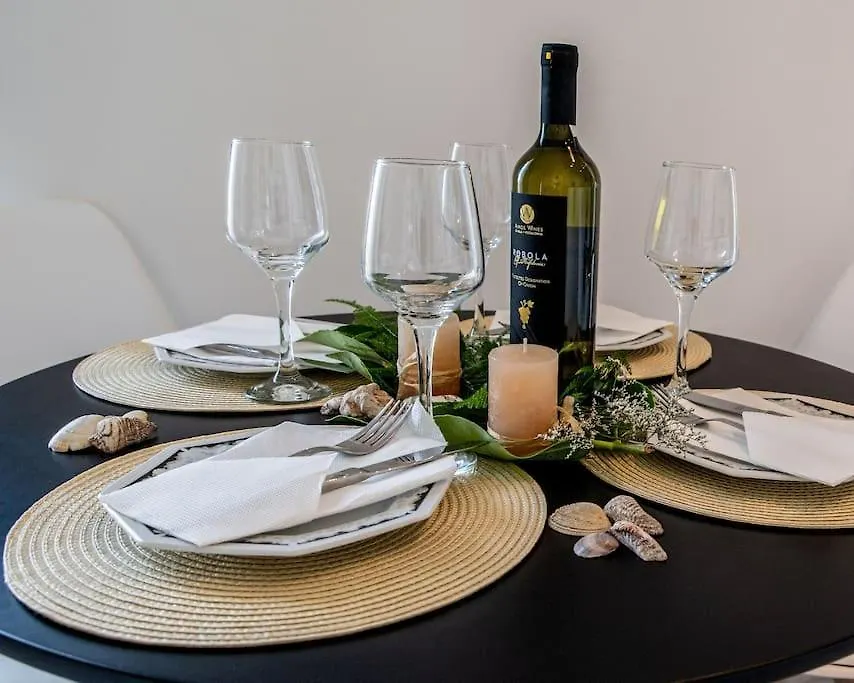 Av Suites Lakíthra Tatil Evi
